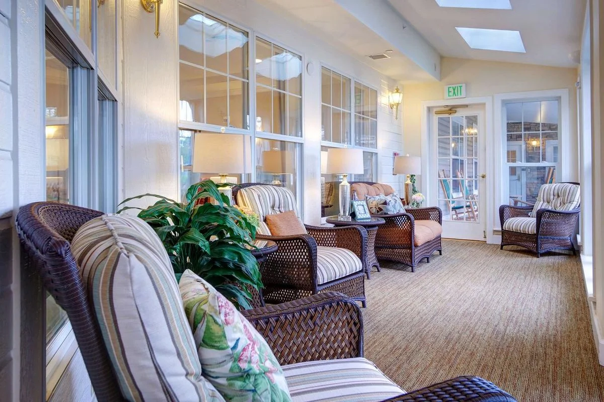 63218 sunriseuniversitypark 7723 porch