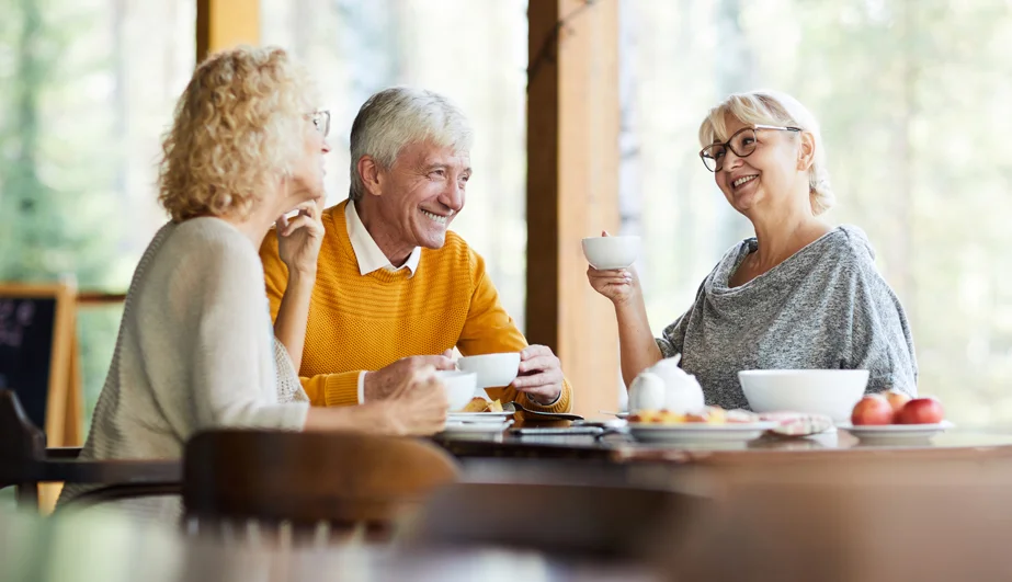 Revelle Independent Card4