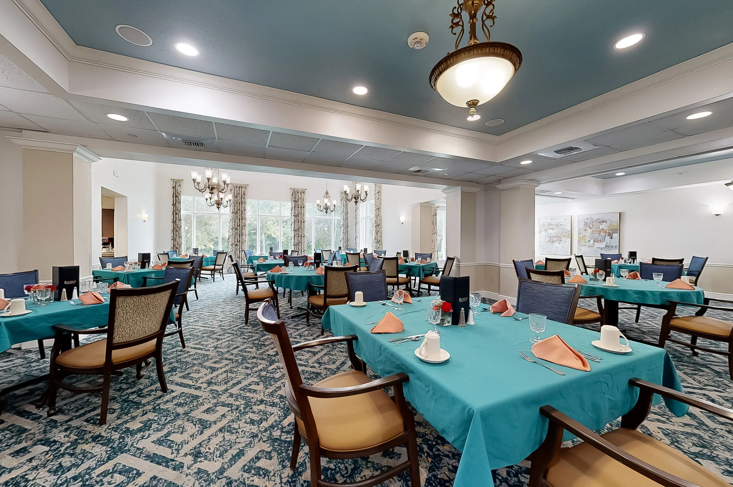 pano zoom dining room 1 2560x1700 1