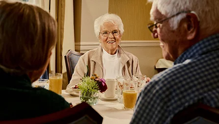 251009 AR LEGEND DINING 3810 1 1