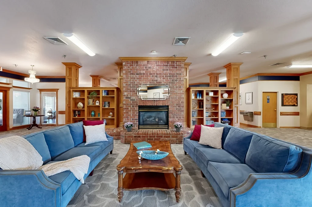 pano_zoom-living-room_2560x1700