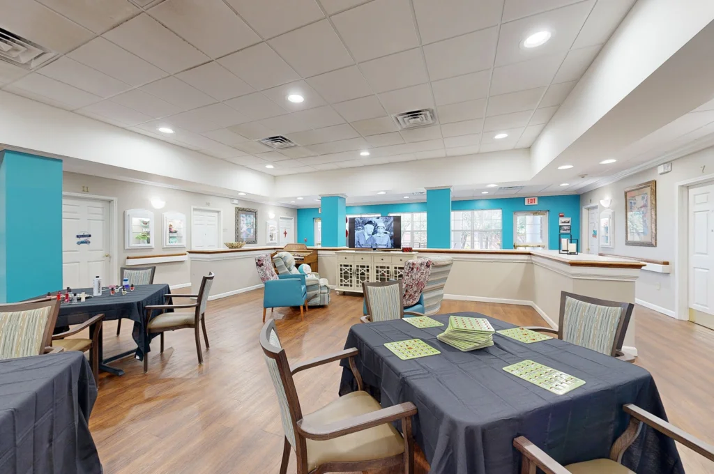 pano_zoom-mc-activity-room_2560x1700