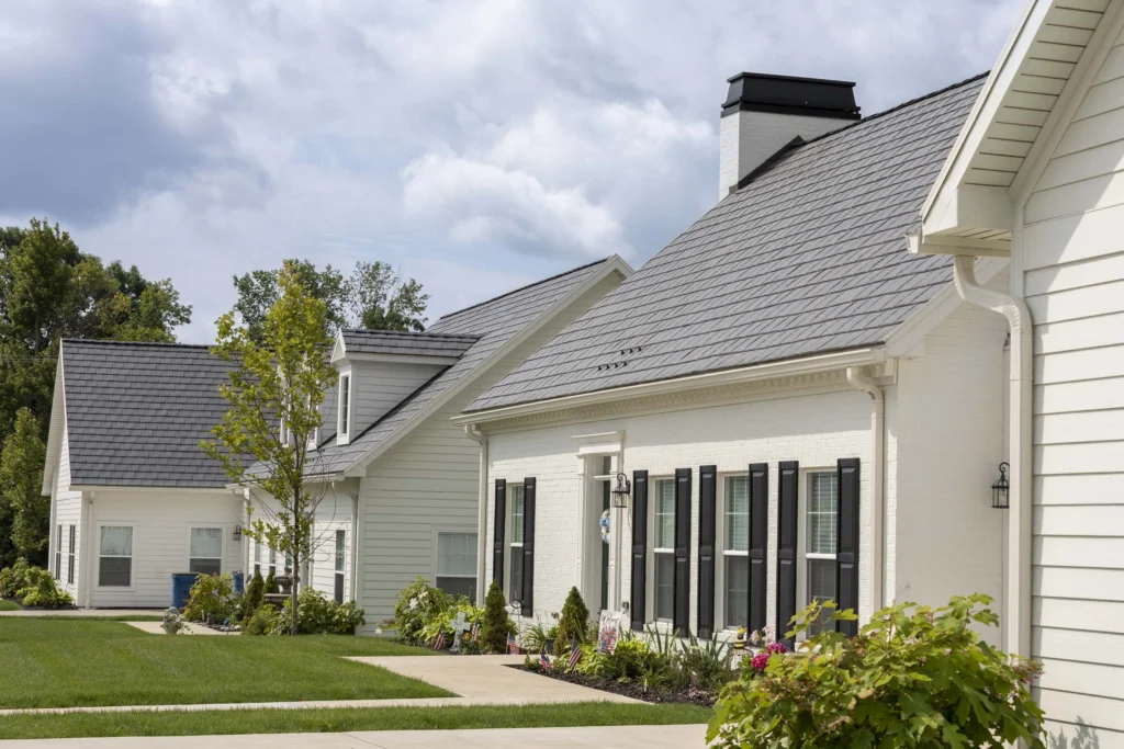 IL Cottage
